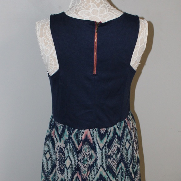 High/Low Patterned Dress - Picture 2 of 3